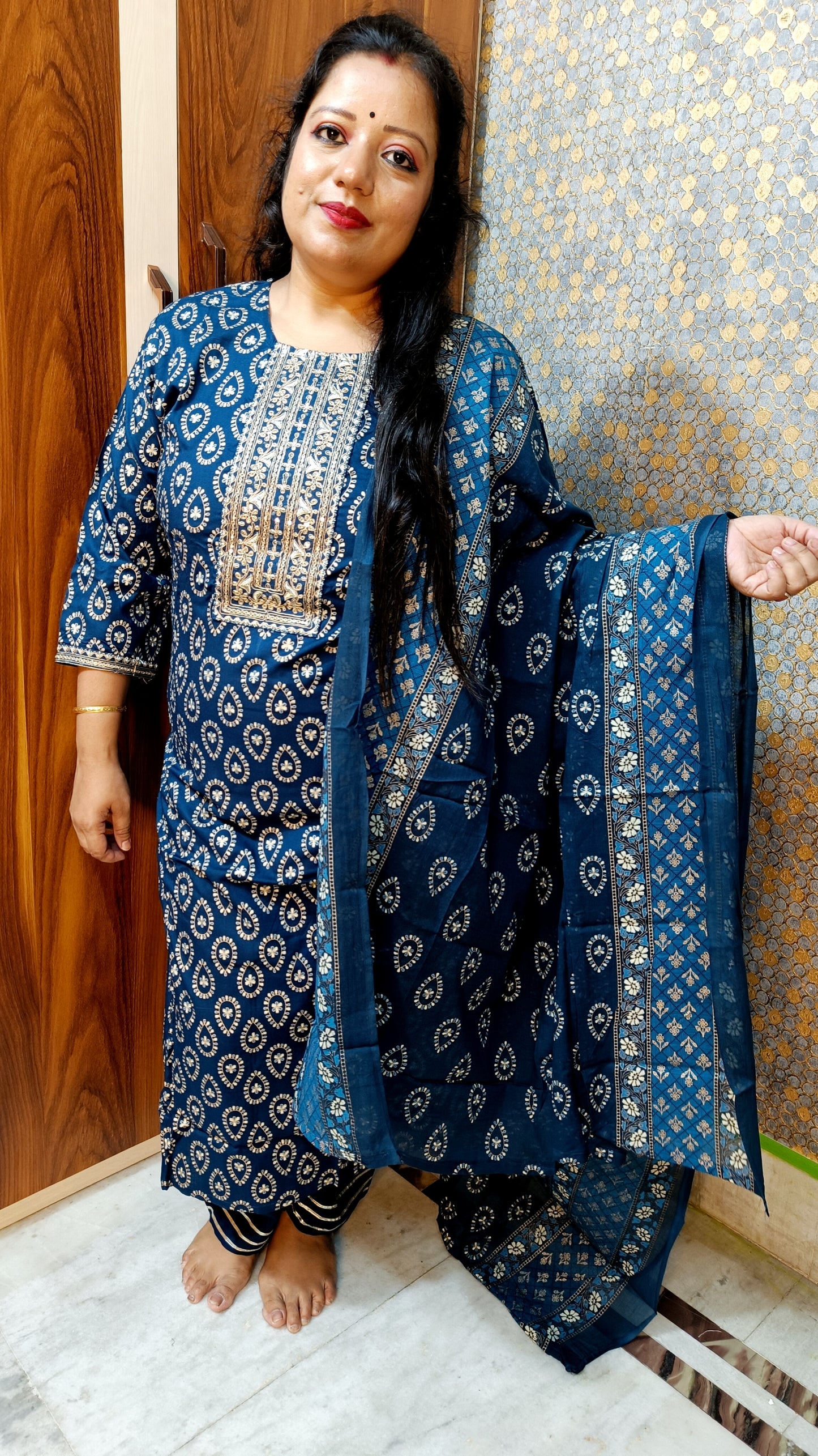 PREMIUM COTTON BLUE DUPATTA PANTS SUIT SET - KDP349