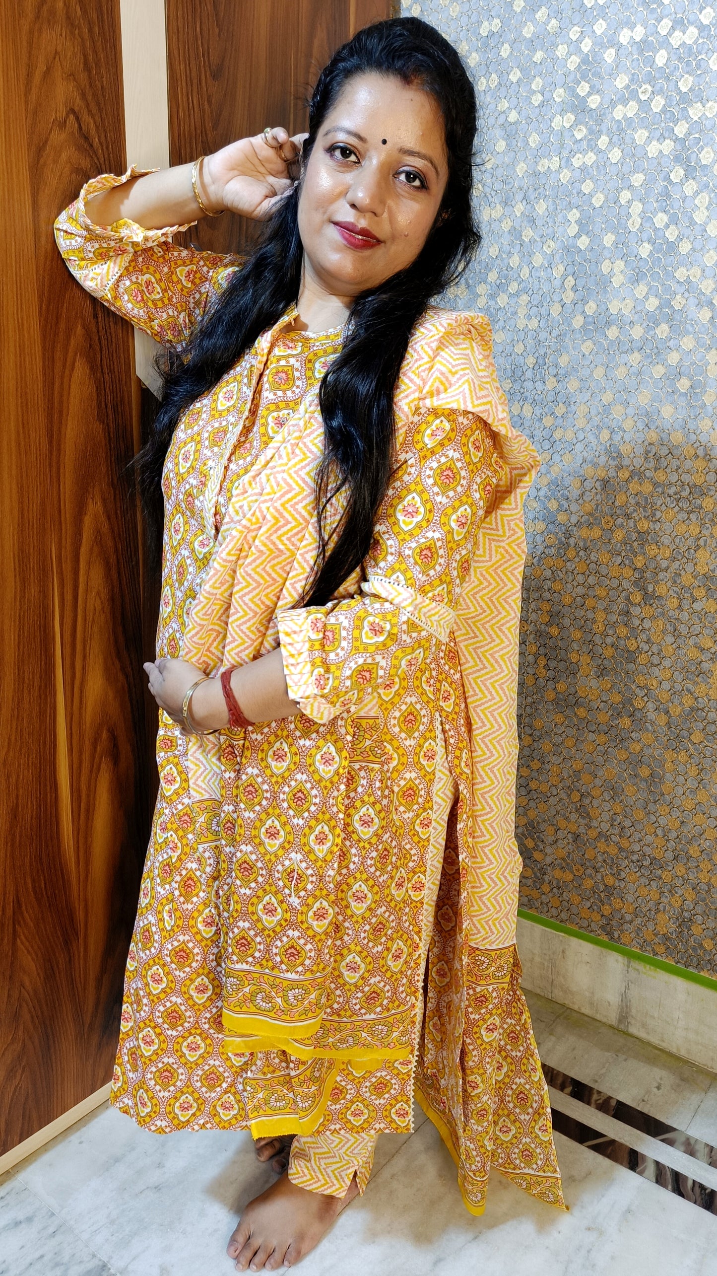 PREMIUM PURE COTTON YELLOW DUPATTA PANTS SUIT SET - KDP137