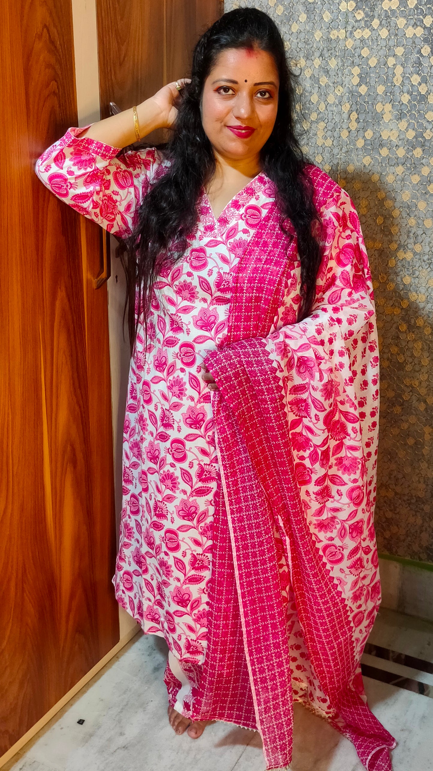 PLUS SIZE PURE COTTON PINK FLORAL DUPATTA PANTS SUIT SET - KDP405