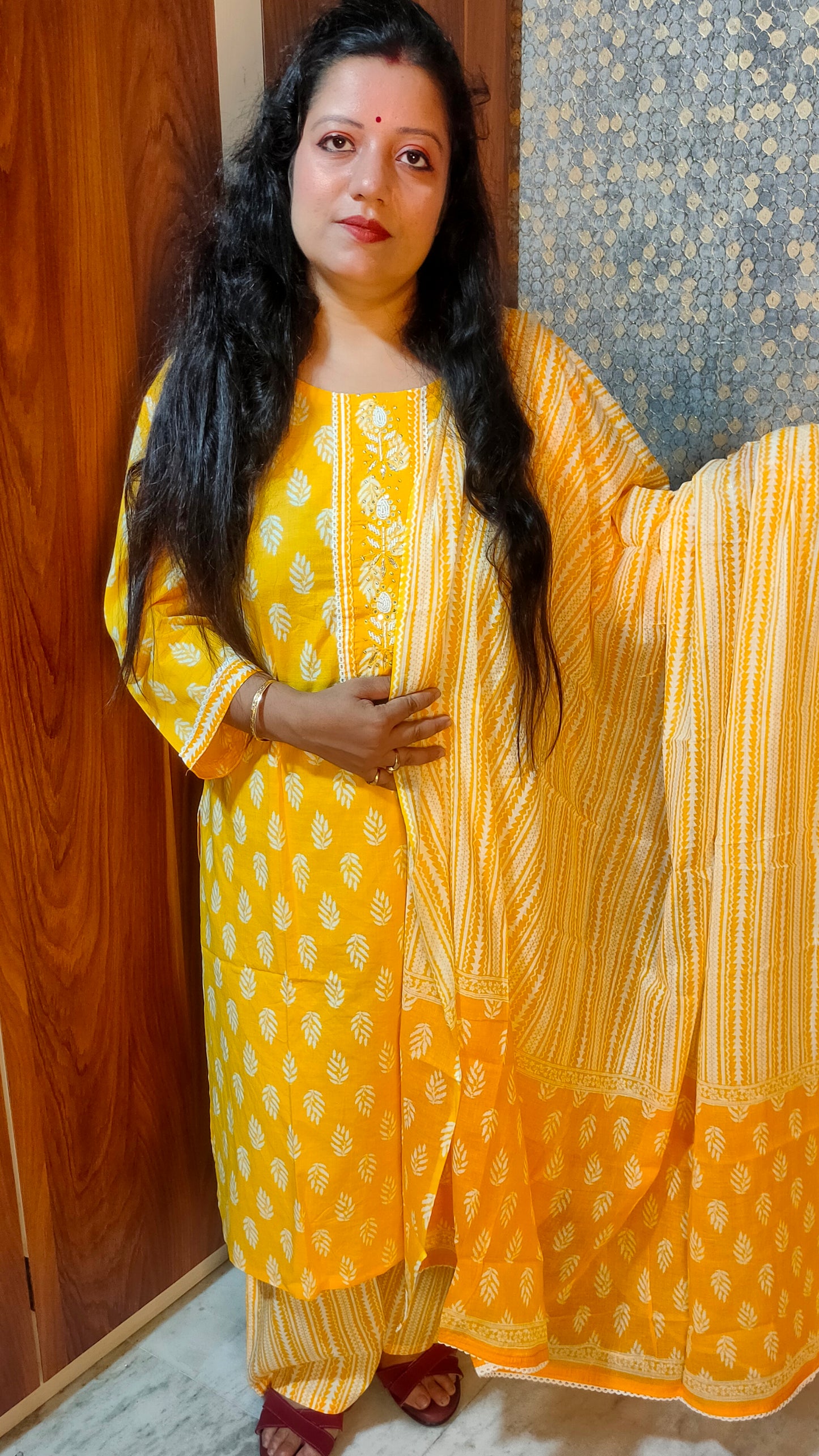 PLUS SIZE PURE COTTON YELLOW DUPATTA PANTS SUIT SET - KDP364