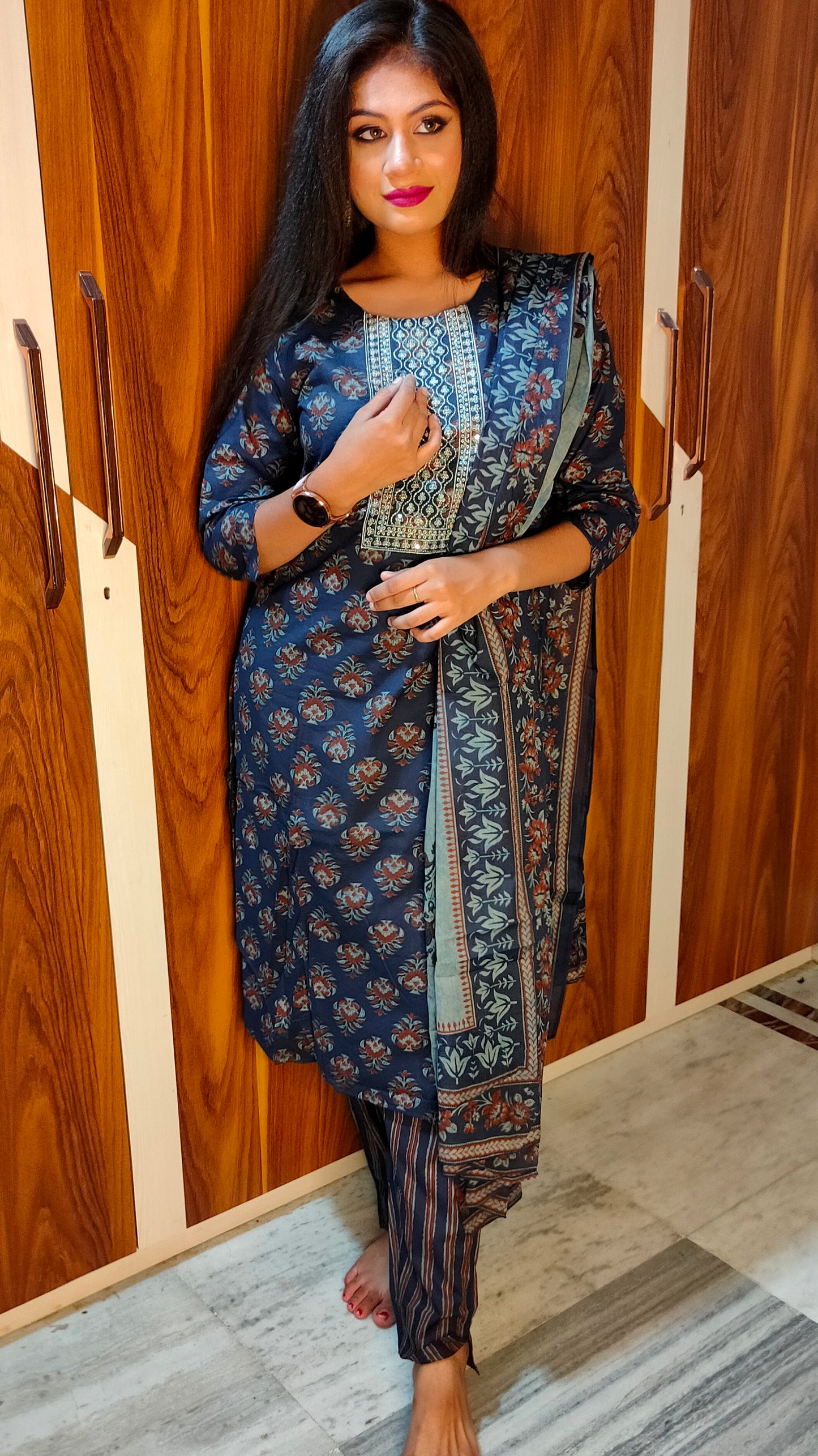 PREMIUM PURE COTTON BLUE DUPATTA PANTS SUIT SET - KDP199